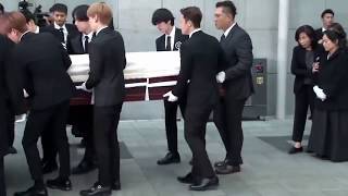 SHINee Jonghyun Funeral full part 1 [upl. by Alsworth]