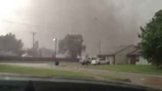 Closest HD video to the F5 tornado in Moore Oklahoma 52013 [upl. by Kirtley37]