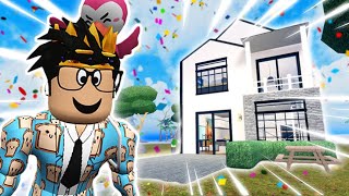 building my FIRST HOUSE in ROBLOX ROVILLE It totally went not wrong [upl. by Atiuqes]