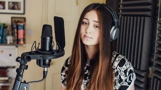 Chandelier  Sia Cover by Jasmine Thompson [upl. by Hanahsuar521]