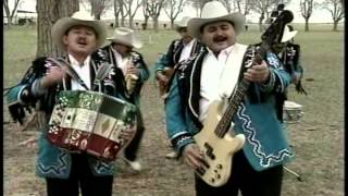 Los Huracanes Del Norte  El Dormilon Video Oficial [upl. by Ettedualc]