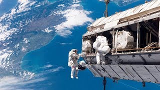 Así es Vivir en el Espacio  Documental Universo [upl. by Matheson68]