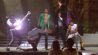 The Jackson 5 amp Michael Jackson  Motown 25 Performance Remastered [upl. by Brittan461]