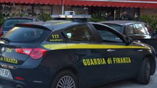 Suono sirena Guardia di Finanza Italy [upl. by Atnauqahs970]