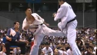 Hajime Kazumi demonstrates the power of gedan mawashi geri [upl. by Anya]