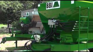 Hydraulic FertilizerLime Spreader and Hydraulic OrganicsLitter Spreader Overview [upl. by Diaz]