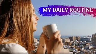 My daily routine ENGLISH FOR BEGINNERS A1A2 How I spend my day [upl. by Diahann]