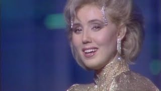 Lepa Brena  Nežna žena  Novogodišnji Show Program  RTB 198485 [upl. by Teddy]