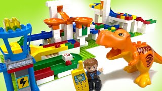 Jurassic World  Hubelino Ball Maze  Can You Help Owen Find the Bathroom [upl. by Tekla]