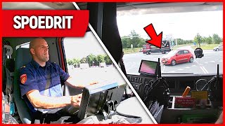 Rijles met zwaailicht en sirenes  Brandweervloggers Rick amp Richard  VLOG30 [upl. by Latham806]