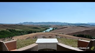 Agriturismo Diacceroni  Toscana  Agriturismoit  Drone video [upl. by Ahseram]