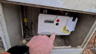 How to read G470 671 Landis  Gyr gas meter SM1 [upl. by Chelsae]