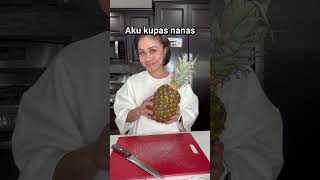 Kupas nanas ala orang Amerika [upl. by Arimaj]