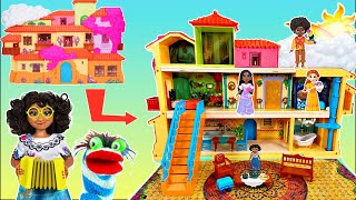 Fizzy Builds the Magical Encanto Casa House with Mirabel [upl. by Manny]