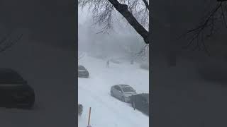 Current visuals from Montréal Québec Canada 🇨🇦 expecting up to 40cm of snow ❄️🌨️🥶 [upl. by Nylad]