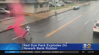 Red Dye Pack Explodes On Newark Bank Robber [upl. by Fasta844]