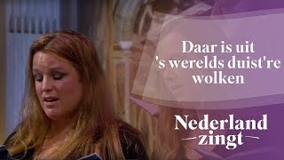 Nederland Zingt Daar is uit s werelds duistre wolken [upl. by Haggerty]