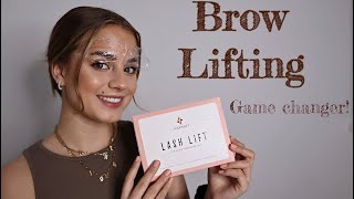 Brow Lifting DIY ✨  Augenbrauen Trend  Easy selbstgemacht  Sophie Breuer [upl. by Sabah]