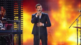 Marco Mengoni Guerriero Radio Italia Live 2015 [upl. by Abrahams]