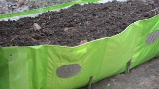 How to Prepare Vermi Compost using Vermi Bed in Hindi 2024 [upl. by Akerahs]