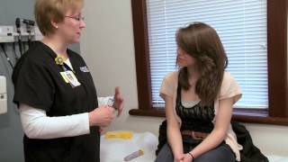 How to use an epinephrine autoinjector [upl. by Veronike613]