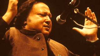 Nusrat Fateh Ali Khan  Aaj Rang Hai Re Maa [upl. by Yddeg]