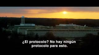 Protegiendo al enemigo trailer [upl. by Anayd]