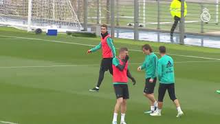 La chilena de Cristiano Ronaldo en el entrenamiento del Real Madrid realmadrid [upl. by Enairb3]