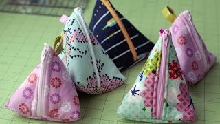 DIY Triangle Zipper Pouch Tutorial [upl. by Sybila]