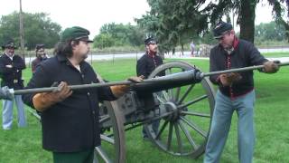 How To Load and Fire Civil War Cannon [upl. by Fechter441]