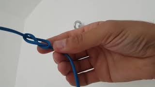 An easy way to tighten a laundry rope [upl. by Ragde]