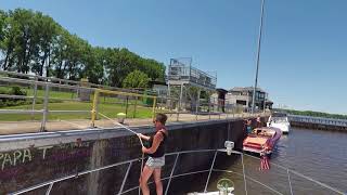 How to go through a lock on the Mississippi River small boat [upl. by Ailuj]