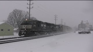 Heavy Snow Fall and Winter Trains on the Norfolk Southern Harrisburg Line [upl. by Bara]