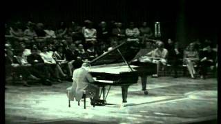 Claudio Arrau Beethoven Piano Sonata No 30 Full [upl. by Nnaegroeg656]