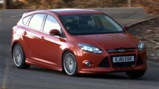 Ford Focus Zetec S video review 90sec verdict [upl. by Adara]