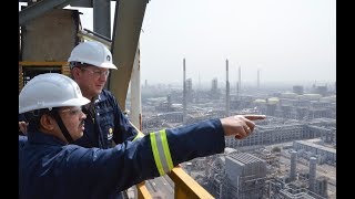 At the largest oil refinery in the world  Andrew Scheer [upl. by Drofnats]