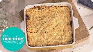 How to Make the Perfect Apple Crumble  This Morning [upl. by Sulohcin]