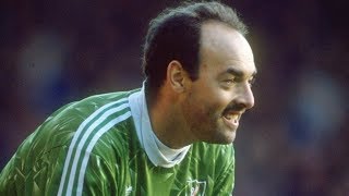 Bruce Grobbelaar – Liverpool Football Club 1981–1994 [upl. by Hitoshi]