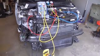 How to recover R134a refrigerant from a car [upl. by Mafalda]