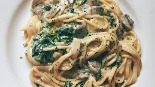 HOW TO Quick and Easy Creamy Mushroom Spinach Pasta [upl. by Kcirdorb571]