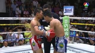 Muay Thai Boxing from Bangkok Thailand  20140302 Channel 7 Stadium [upl. by Oicneconi]