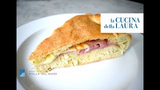 Come fare la Focaccia ripiena  La Cucina della Laura [upl. by Enneyehc860]