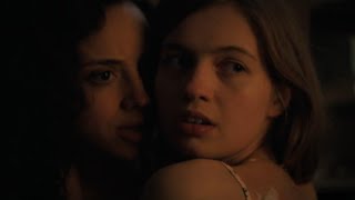 FEAR STREET PART 1 1994 Kiss Scene  Deena and Samantha  Netflix [upl. by Sirap]